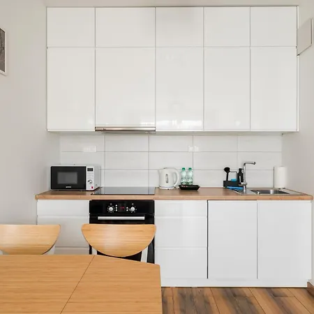 Belgradzka Ursynow 2-bedroom Apartment *
